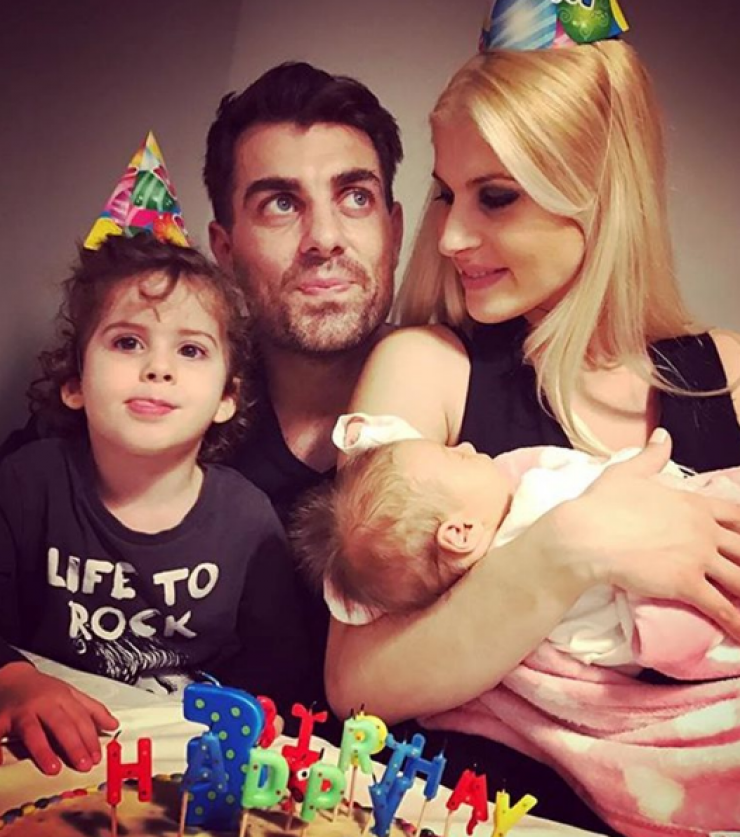 Η αντίδραση της συζύγου του Χανταμπάκη μετά τον καβγά με τον Αγγελόπουλο!