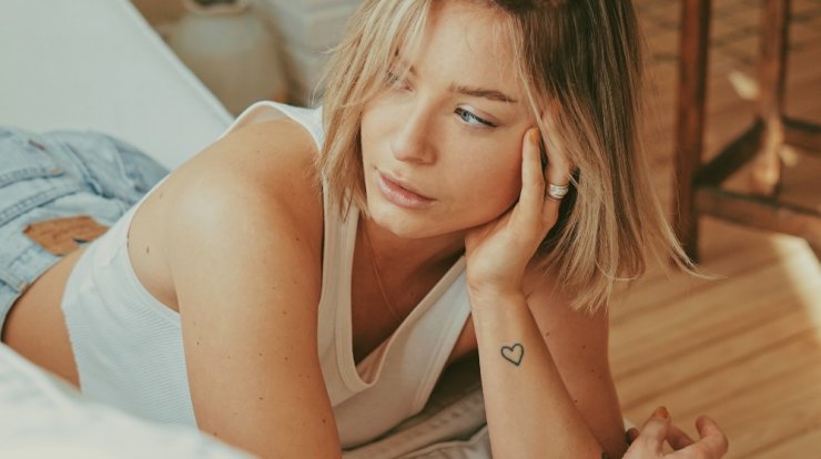 Μπορούν οι... κακές στιγμές να σε κάνουν ευτυχισμένη;