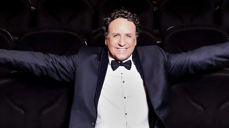 Χάρης Ρώμας: Τα όμορφα λόγια επί σκηνής για τον Δήμαρχο Στροβόλου [βίντεο]