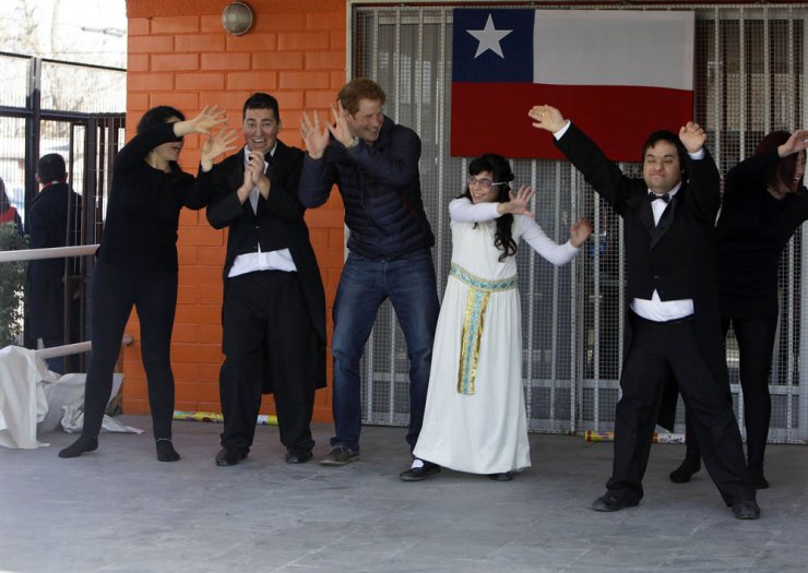 O χορός του πρίγκιπα Harry [εικόνες]