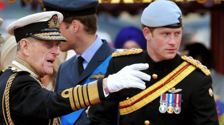 Ο Πρίγκιπας Harry έφτασε ήδη στη Μεγάλη Βρετανία μετά τον θάνατο του παππού του! 