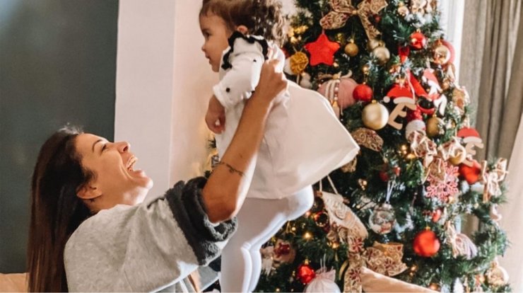 Ελένη Χατζίδου: Η πληροφορία που έδωσε για τη βάφτιση της κόρης της [εικόνα]