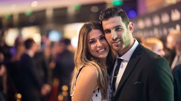 Ελένη Χατζίδου: Άρχισε τις προετοιμασίες για τον γάμο και μας έδωσε μία γεύση δείχνοντάς μας τις μπομπονιέρες! [εικόνα & βίντεο]