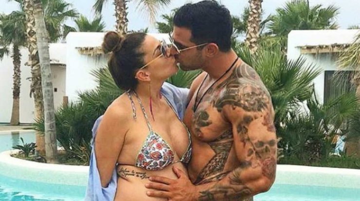 Ελένη Χατζίδου: Η ατάκα που είπαν στον σύζυγό της για τη διαφορά της ηλικίας τους! 