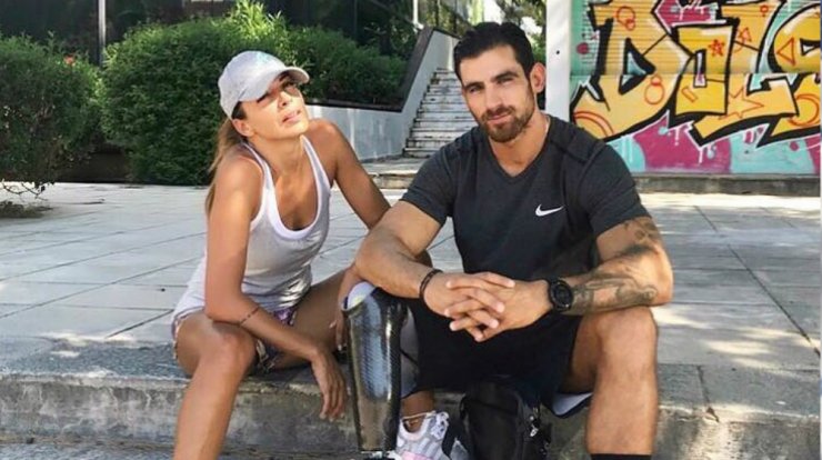 Η απίστευτη αλλαγή στην εξωτερική εμφάνιση του συντρόφου της Ελένης Χατζίδου!