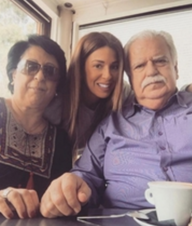 Θα "λιώσετε"! Δείτε τι έκαναν οι γονείς της Ελένης Χατζίδου και ξετρέλαναν τους διαδικτυακούς της φίλους!