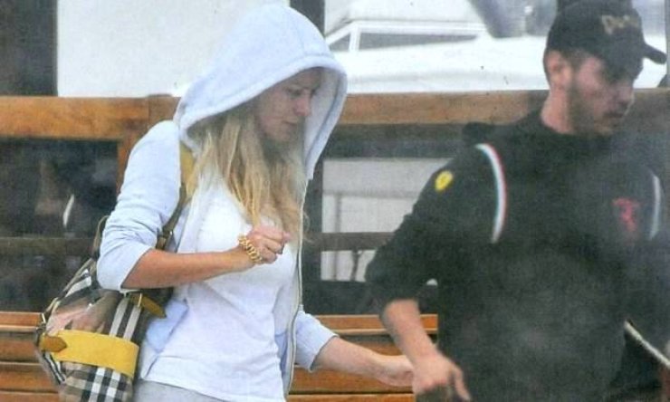 Έχω και σκάφος, πάμε μια βόλτα;