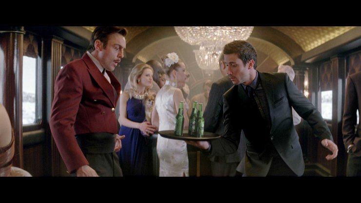 Ο James Bond στην παγκόσμια καμπάνια διάσημης μπύρας