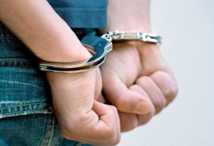 Συνελήφθη ο δράστης του τριπλού φονικού και συνεργός του