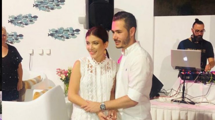 Αρραβώνες στην κοσμική ζωή του νησιού