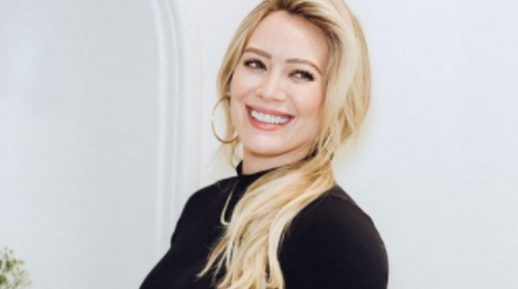 Hilary Duff: Μας έδειξε για πρώτη φορά το πρόσωπο του νεογέννητου παιδιού της [εικόνα]