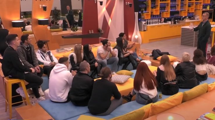 Γνωρίστε την Drag Queen του "House of Fame" [βίντεο]