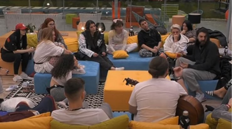 Αναβάλλεται το πρώτο live του "House of Fame"