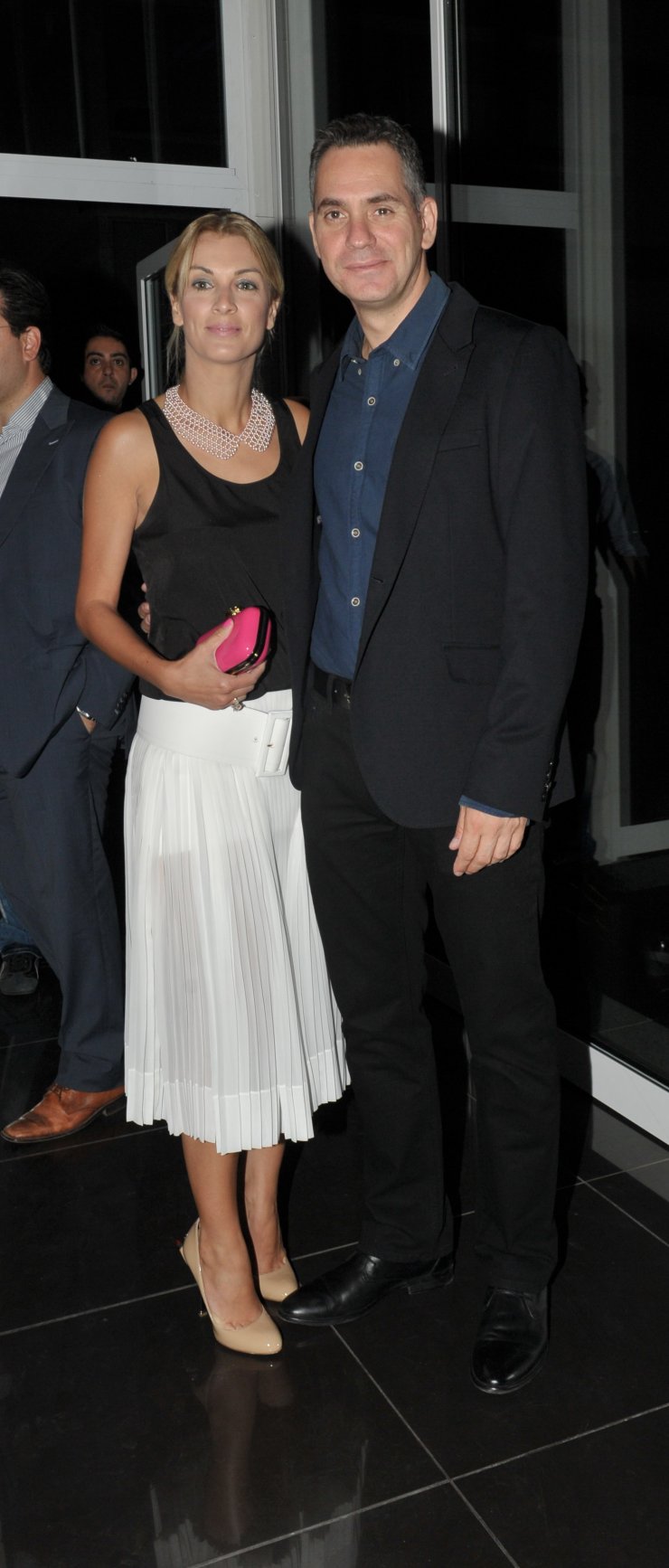 Δείτε την πανέμορφη κορούλα του Νικόλα και της Γιώτας Παπαδοπούλου να σβήνει την τούρτα της