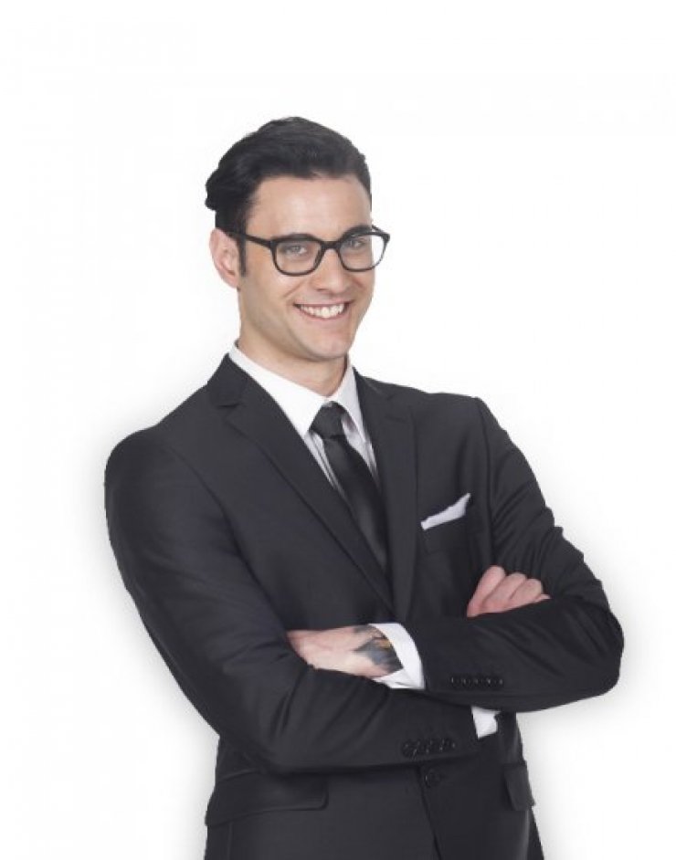 Σοκ στο X-Factor: Μετά τη Νωαίνα κατέβασε το παντελόνι του και ο Ίαν Στρατής!