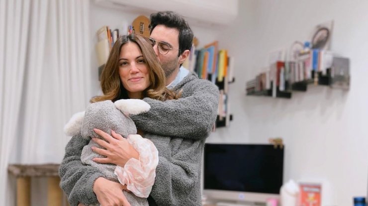 Μαίρη Συνατσάκη: "Αν μπορούσε ο Ίαν να θηλάσει, θα το ήθελε πάρα πολύ" [βίντεο]