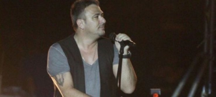 Στην κριτική επιτροπή του The Voice και ο Ρέμος;