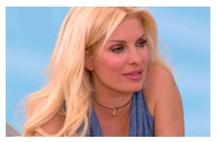 Μενεγάκη: Ο τραγουδιστής που κατάφερε να της προκαλέσει τρακ