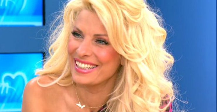 Μέχρι το 2016 η Ελένη στον Αlpha 