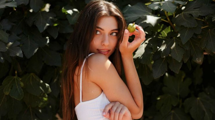 Ιφιγένεια Πιερίδου: Οι πόζες της με εσώρουχα που αναστάτωσαν το instagram [εικόνες]