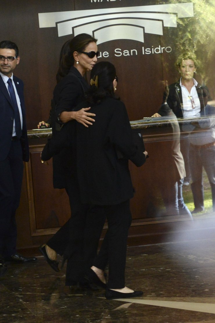 Αυτή είναι η μητέρα του Enrique Iglesias [εικόνες]