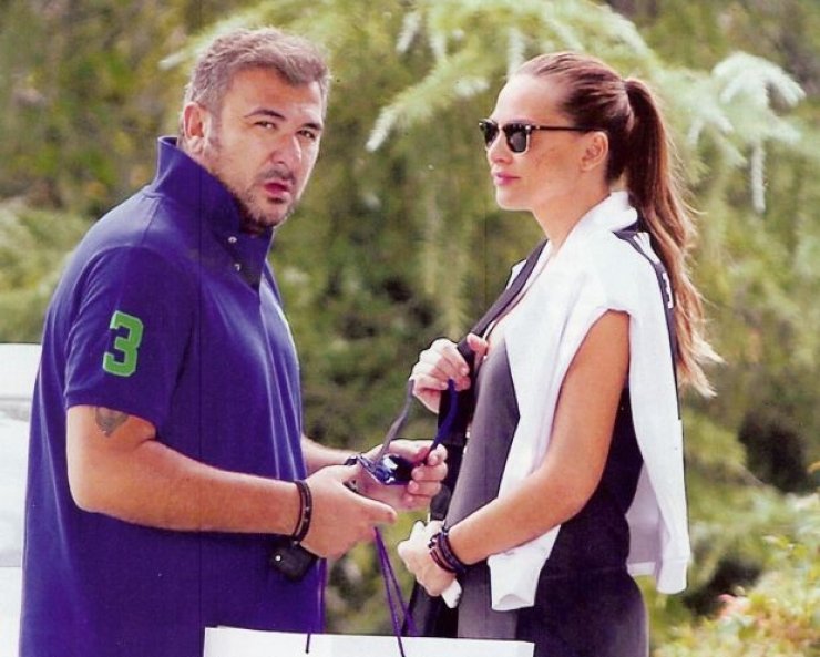 Έγκυος η Υβόννη Μπόσνιακ! Δείτε την πρώτη φορά με φουσκωμένη κοιλίτσα!