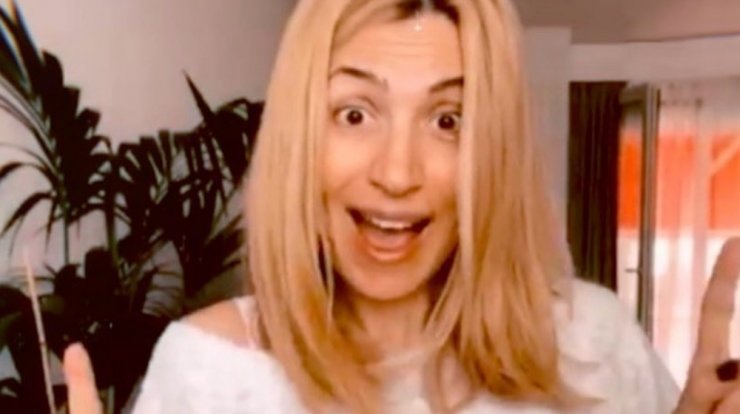 Μαρία Ηλιάκη: Τα πρώτα της γενέθλια ως μαμά και η υπέροχη τούρτα που έσβησε [εικόνα]