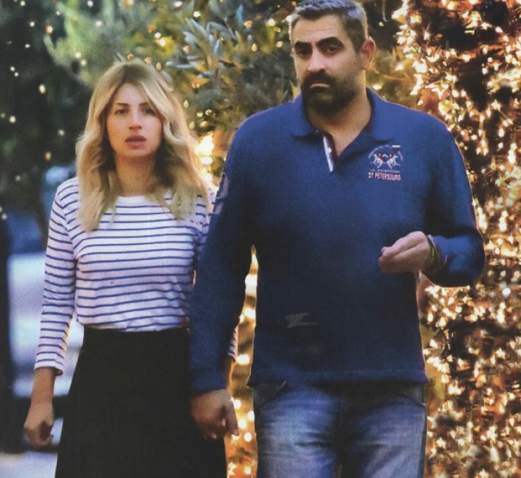 Η γυναίκα ανάμεσα στη Μαρία Ηλιάκη και τον πρώην της [εικόνα]