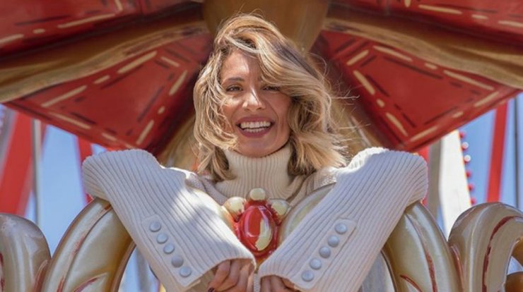 Δεν θα πιστεύετε πόσο πολύ μοιάζει η Μαρία Ηλιάκη με τον αδερφό της!