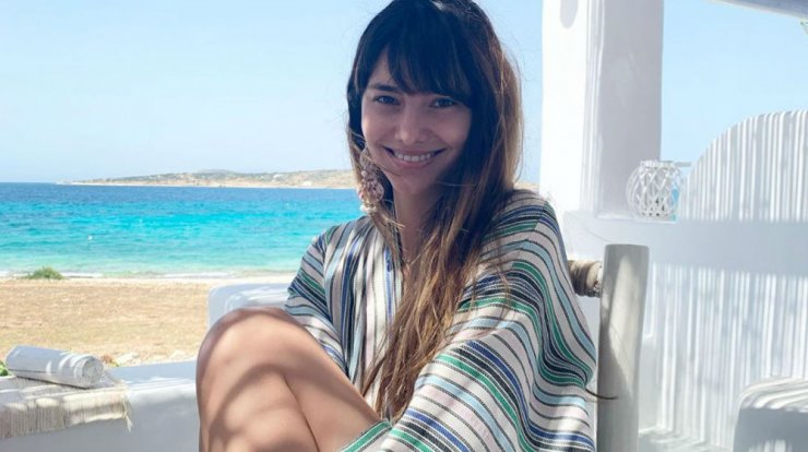 Ηλιάνα Παπαγεωργίου: Κόβει τα μαλλιά της φορώντας το μαγιό του Snik [εικόνα & βίντεο]