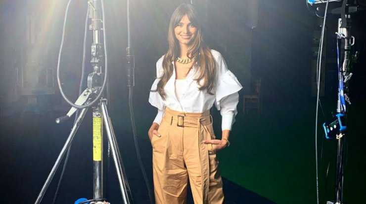 Ηλιάνα Παπαγεωργίου: Κάνει roller skates στον κήπο του σπιτιού της [βίντεο]