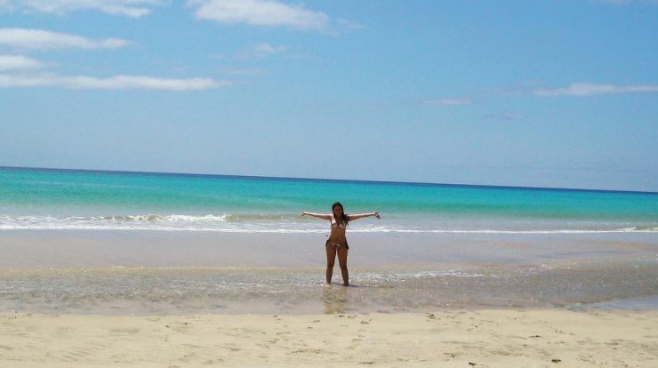 Κύπρια ηθοποιός περιμένει το δεύτερο μωράκι της!