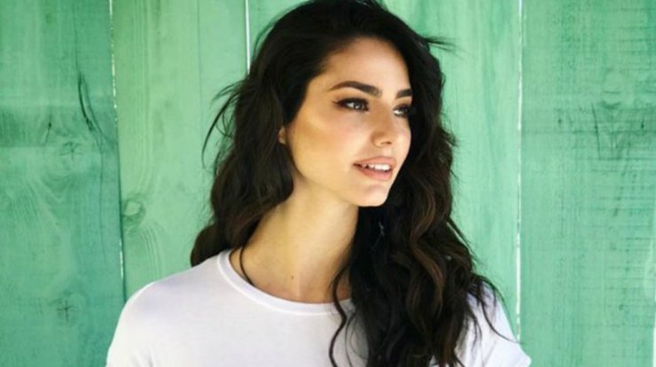 Ηλιάνα Παπαγεωργίου: Φόρεσε μια από τις πιο hot τάσεις του καλοκαιριού