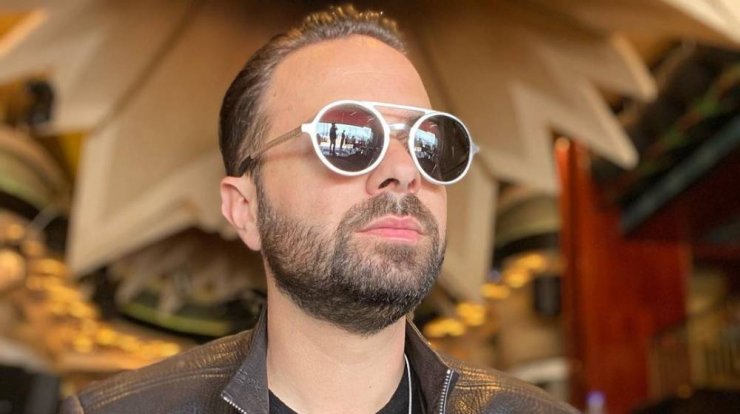 Δύσκολες ώρες για τον Ηλία Βρεττό: “Σε χάσαμε από τη μία στιγμή στην άλλη” [βίντεο]