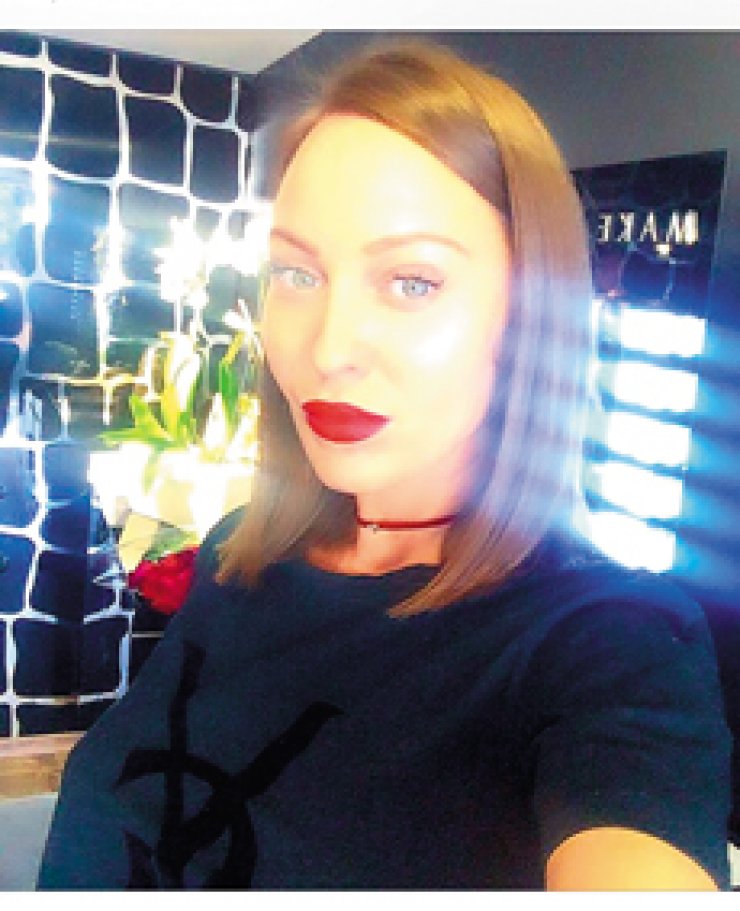 H Ilona Garamvolgy μας δίνει συμβουλές πως να επιμεληθούμε το μακιγιάζ μας για το ρεβεγιόν