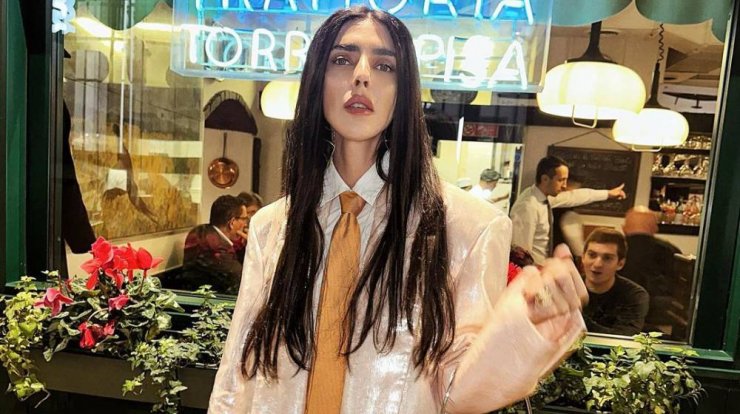 Άντρια Αλετράρη: Μας έδειξε τα πρώτα designer παπούτσια που απέκτησε