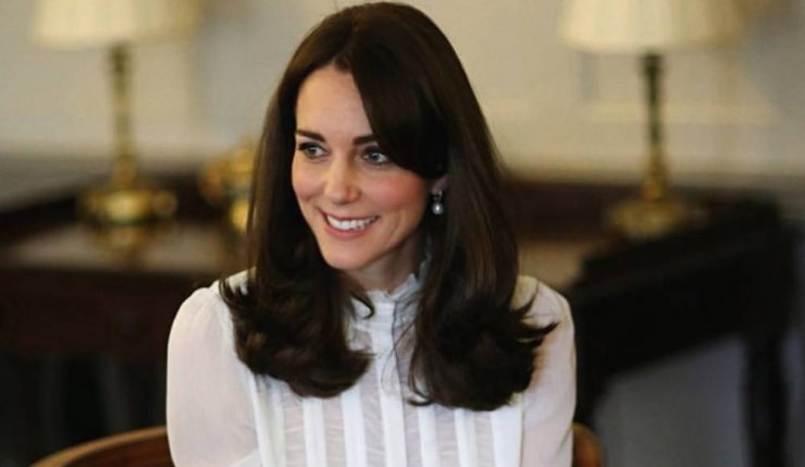Kate Middleton: Με blazer από Zara και παπούτσια που είναι η μεγαλύτερη τάση του φθινοπώρου