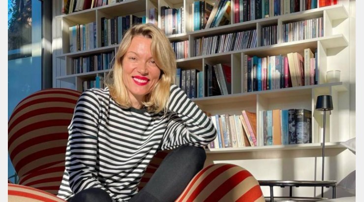 Η Βίκυ Καγιά δείχνει πως να φορέσεις μία ολόσωμη φόρμα