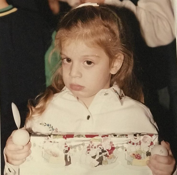 Μπορείτε να αναγνωρίσετε την Κύπρια socialite;