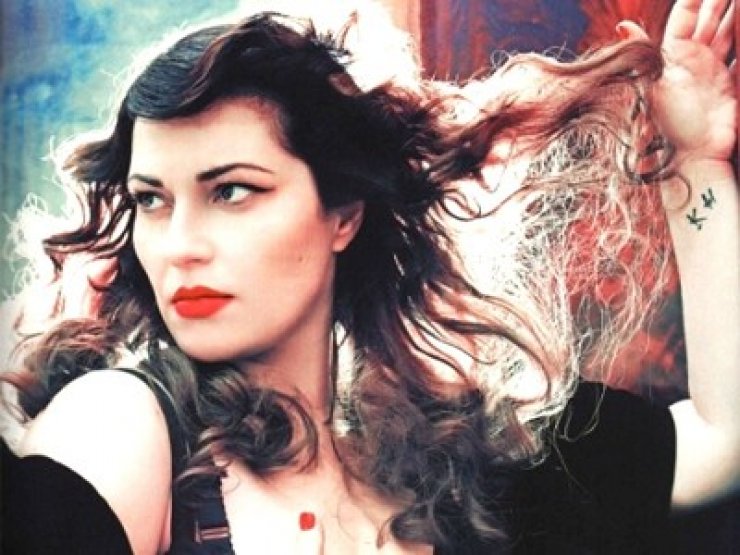 Κατερίνα Ζαρίφη: "Δεν είχα λεφτά να πληρώσω τα χειρουργεία μου..."