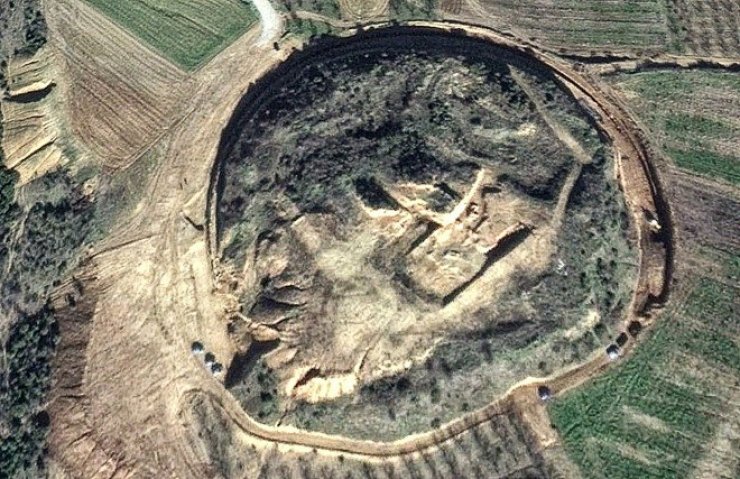 Συνέβη και αυτό: Οι Άγγλοι θέλουν να κάνουν την Αμφίπολη reality