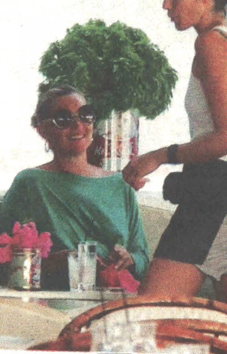 Στην Ύδρα η Kate Moss!