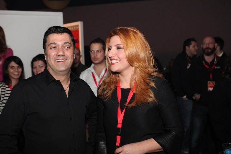 Αποσπάσματα από το Super Christmas Concert και δηλώσεις καλλιτεχνών