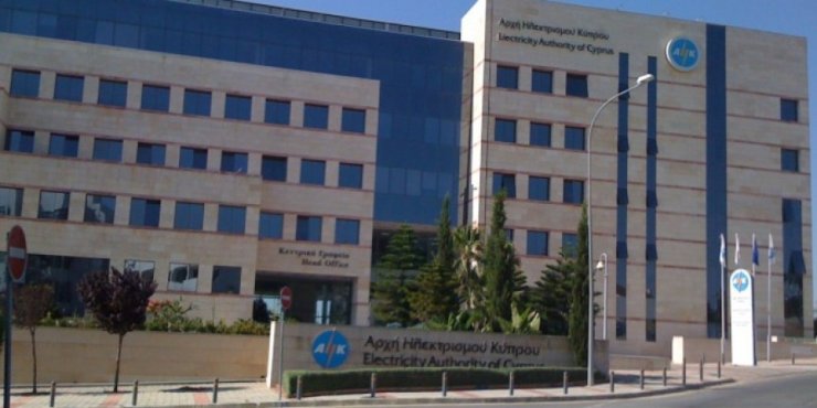 Nέα μείωση στην τιμή του ηλεκτρικού ρεύματος