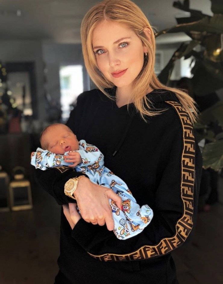 Ο γιoς της Chiara Ferragni είναι το πιο στιλάτο μωρό του instagram