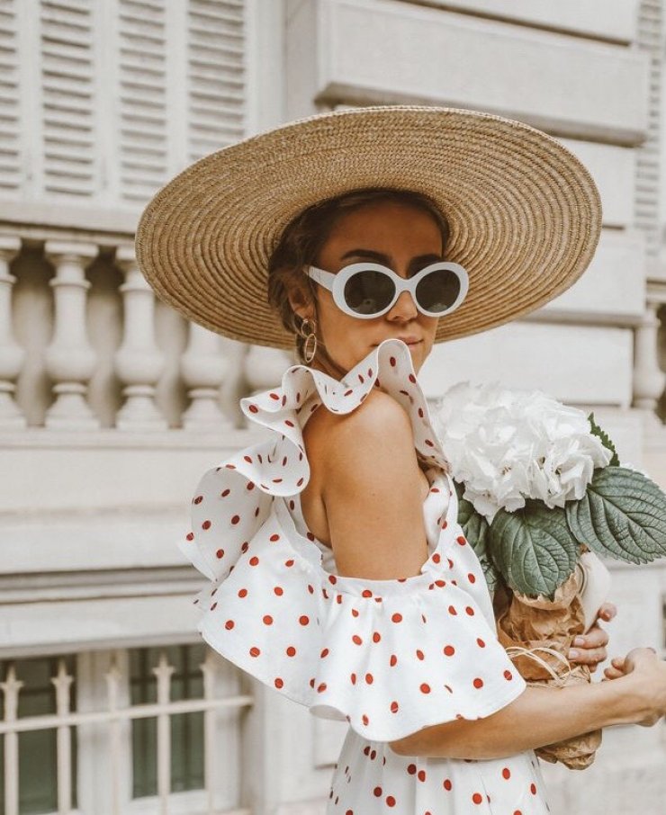 4 κομμάτια που πρέπει οπωσδήποτε να έχει η βαλίτσα των διακοπών σας για να είστε stylish όλες τις ώρες