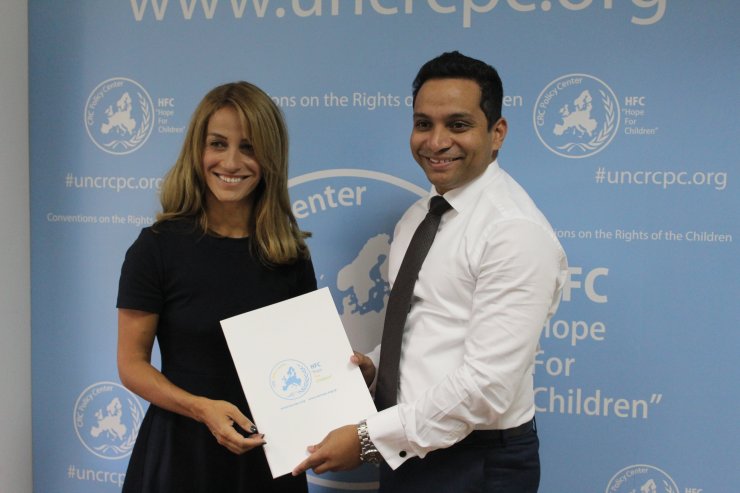 Η Έμιλη Γιολίτη διορίστηκε στη θέση του Ανώτερου Συμβουλευτικού Μέλος του “Hope For Children” CRC Policy Center