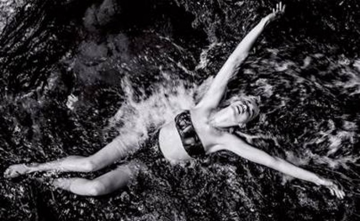 Intimissimi  “Nero” - H νέα Super Sexy συλλογή δερμάτινων εσωρούχων!