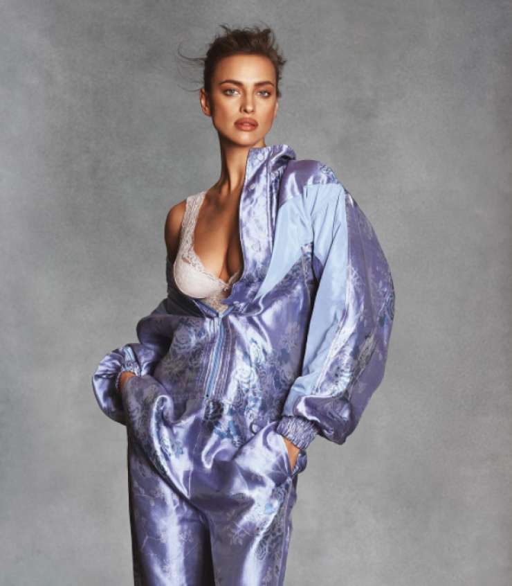 Θα μας τρελάνει! Η Irina Shayk έχει κοιλιακούς τέσσερις μήνες μετά τη γέννηση της κορούλας της!
