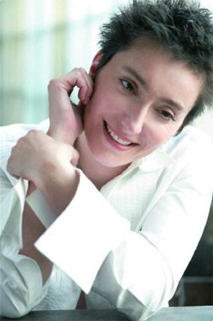 Ηρώ: «Είπα να δηλωθεί ο γιος μου με το δικό μου επώνυμο και δεν το δεχόταν το σύστημα»